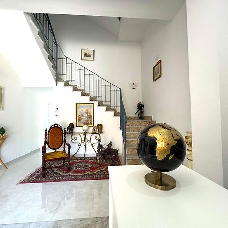Отель Casa Ferrante Чинизи Экстерьер фото
